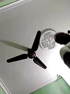 Snapshot of Niladri1410 chatting on February 2025 06:59:01 PM Niladri1410 online show from February 2025 06:59:01 PM