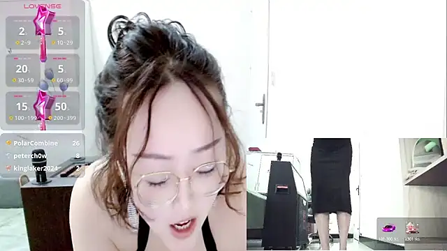 -orange  online show from March 2025 05:52:02 AM