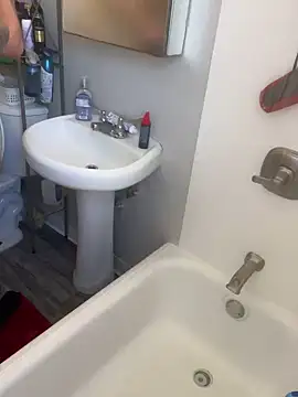 demonslayerr999 online show from January 2025 08:46:02 PM