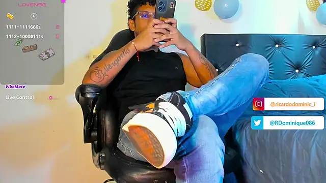 FuckHardlove online show from February 2025 08:32:01 PM