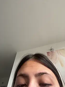 Ameellie online show from January 2026 03:27:01 PM