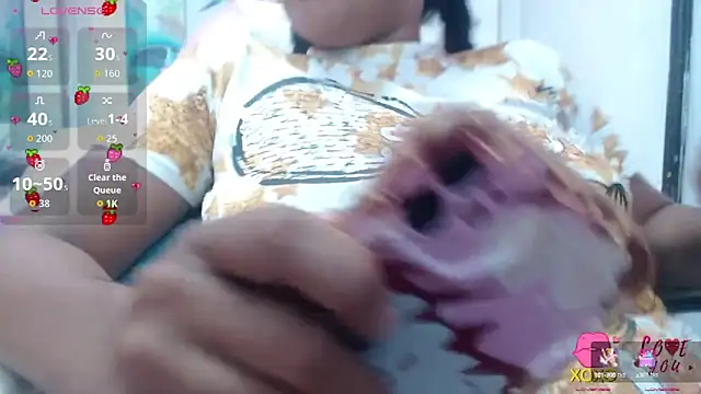 Snapshot of alegriamartinez chatting on October 2025 07:22:01 PM alegriamartinez online show from October 2025 07:22:01 PM