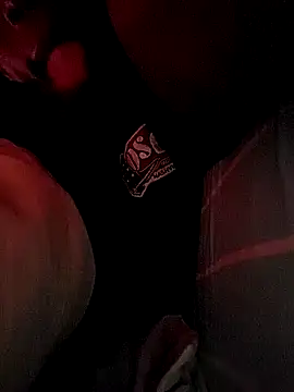 skiihot online show from March 2025 05:17:02 PM