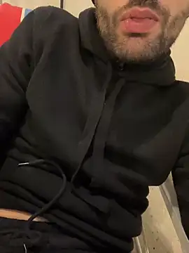 Snapshot of athenphysics chatting on January 2025 04:08:01 PM athenphysics online show from January 2025 04:08:01 PM