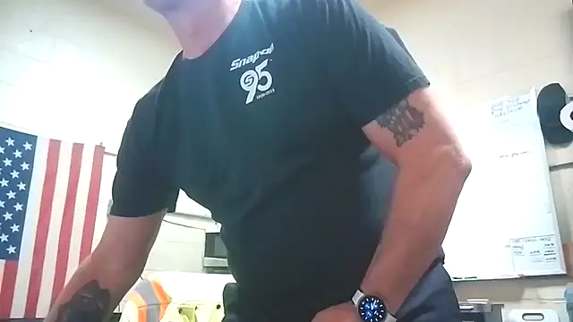 Snapshot of Cockrub1 chatting on March 2025 12:44:02 PM Cockrub1 online show from March 2025 12:44:02 PM