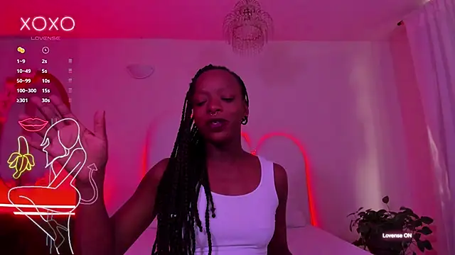 Snapshot of Coco_Kiss chatting on January 2025 07:18:01 PM Coco Kiss online show from January 2025 07:18:01 PM