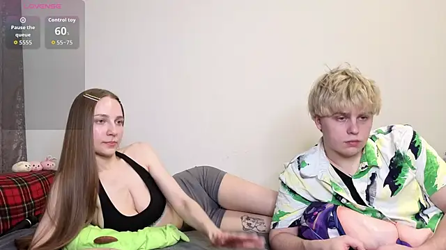 Emily and Ilumi online show from March 2026 11:44:01 PM