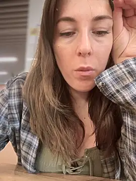 MommmyYummy online show from September 2025 07:30:01 AM