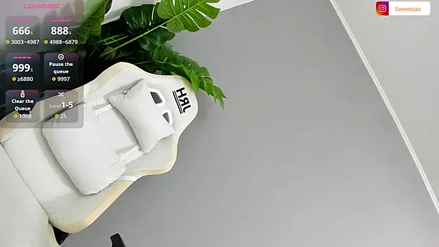 EveEvian online show from February 2026 02:08:02 AM