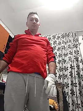 Snapshot of florin421 chatting on February 2026 01:22:02 PM florin421 online show from February 2026 01:22:02 PM