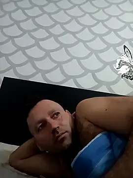 Snapshot of florin421 chatting on February 2026 06:57:02 AM florin421 online show from February 2026 06:57:02 AM