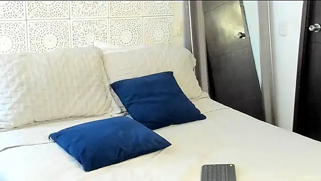 V monse online show from January 2025 03:49:01 PM