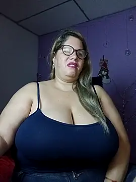 EllisW8 online show from November 2025 11:13:02 AM