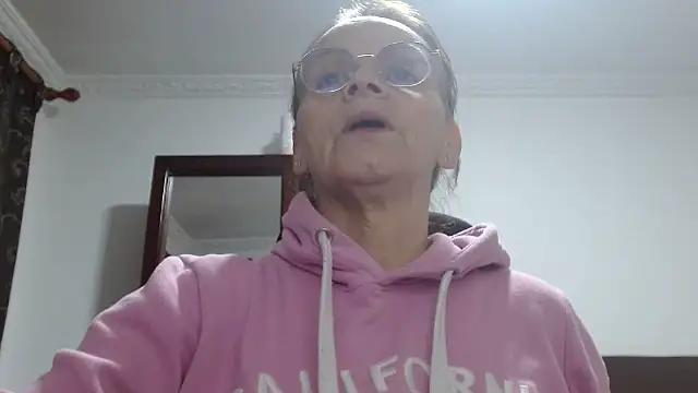 asleycavta online show from September 2025 09:38:01 PM