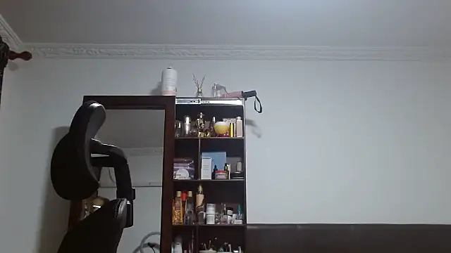 asleycavta online show from September 2025 10:00:01 PM