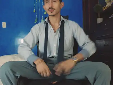 HomeAloneK online show from October 2025 07:37:02 PM