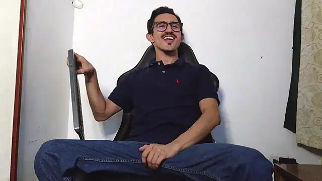 HomeAloneK online show from February 2026 10:26:01 PM