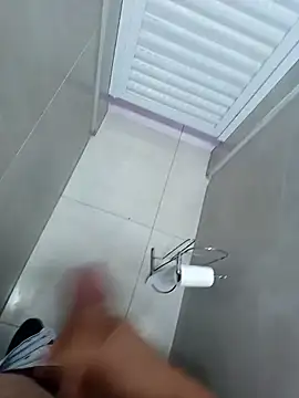 Snapshot of Brutao_ chatting on September 2025 07:52:01 PM Brutao  online show from September 2025 07:52:01 PM