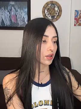 Snapshot of ananya_sex1 chatting on June 2026 06:01:01 AM ananya sex1 online show from June 2026 06:01:01 AM