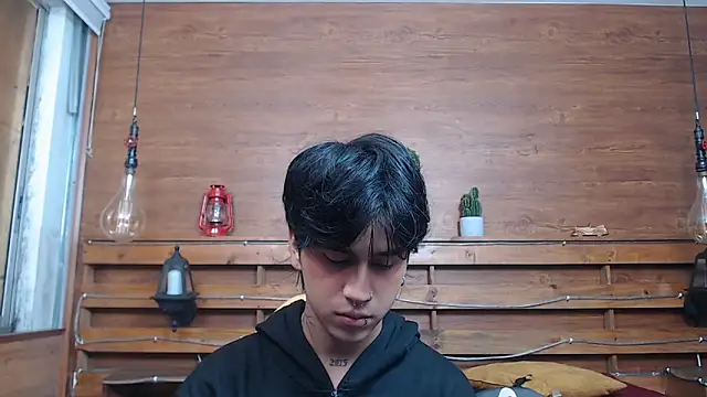 alex 477 online show from November 2025 11:42:01 AM