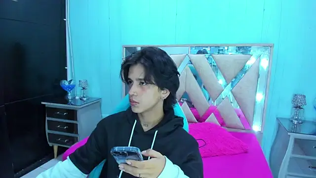 alex 477 online show from February 2026 11:39:01 AM