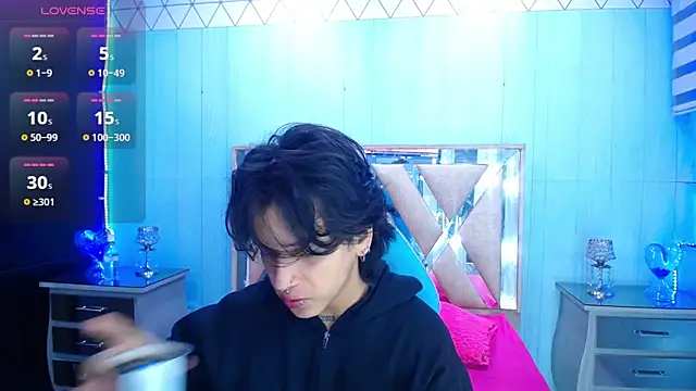 alex 477 online show from April 2026 11:44:01 AM