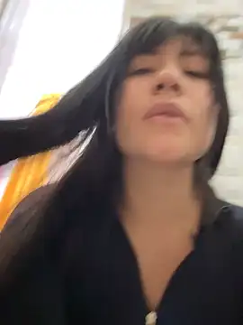 kim monti online show from April 2026 10:43:02 PM