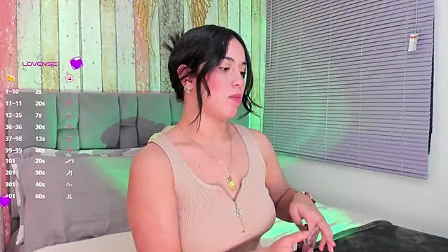 Gigi-bom online show from January 2025 12:26:01 AM