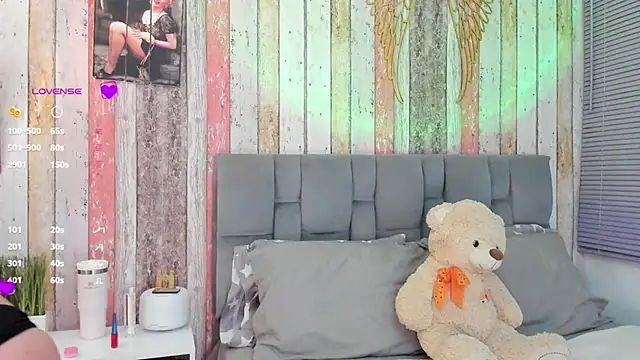 Gigi-bom online show from February 2025 12:04:01 AM