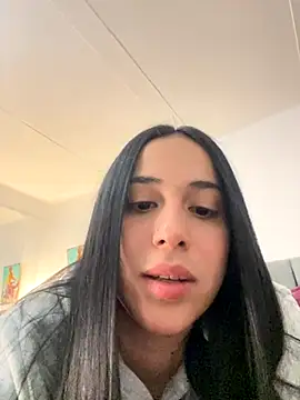 Gigi-bom online show from September 2025 05:09:02 AM