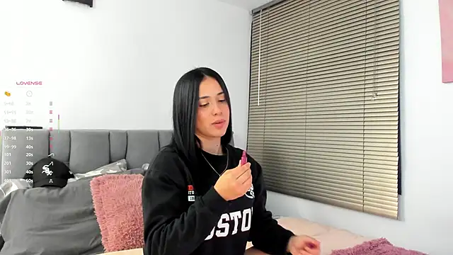 Gigi-bom online show from January 2026 11:07:01 PM