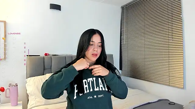 Gigi-bom online show from March 2026 09:32:02 PM