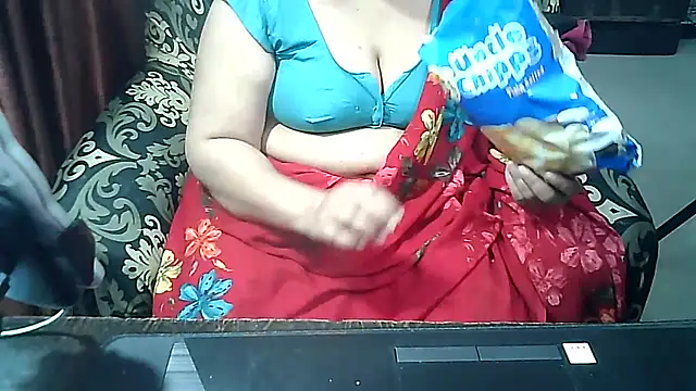 Snapshot of Punambhabisexy chatting on January 2026 12:53:02 PM Punambhabisexy online show from January 2026 12:53:02 PM