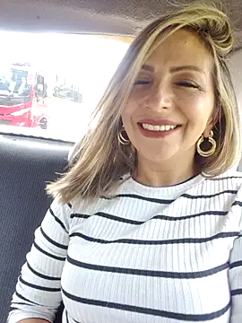 Snapshot of _Abril-Office1 chatting on February 2025 03:57:02 PM Abril-Office1 online show from February 2025 03:57:02 PM