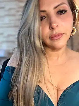 Snapshot of _Abril-Office1 chatting on September 2025 02:50:01 PM Abril-Office1 online show from September 2025 02:50:01 PM