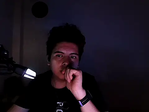 ArtudKing online show from March 2026 04:18:02 AM