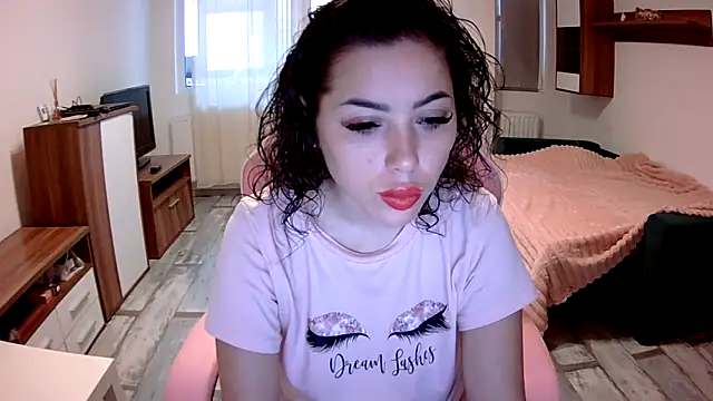 LovelyJulliette online show from October 2025 12:02:01 PM