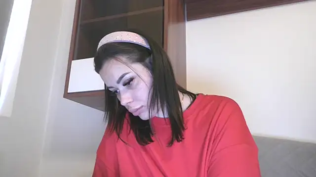 LovelyJulliette online show from February 2026 11:31:02 AM