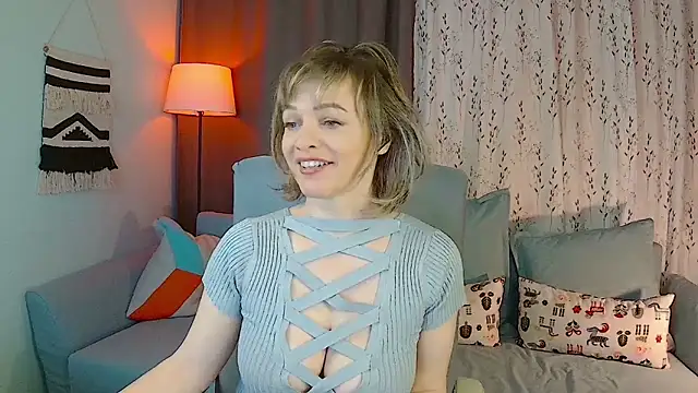 NandiSmile online show from April 2026 07:39:01 AM