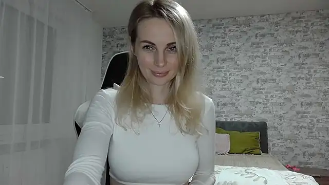 AlissonBia online show from June 2026 08:57:02 PM