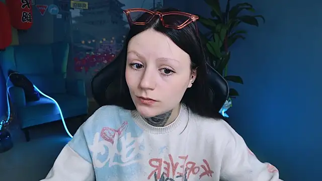 Snapshot of VeliraBraitberg chatting on December 2024 09:06:02 AM VeliraBraitberg online show from December 2024 09:06:02 AM