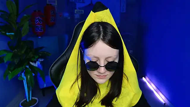 Snapshot of VeliraBraitberg chatting on December 2024 08:07:02 AM VeliraBraitberg online show from December 2024 08:07:02 AM