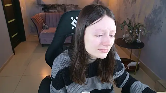 Snapshot of VeliraBraitberg chatting on December 2024 05:04:02 AM VeliraBraitberg online show from December 2024 05:04:02 AM