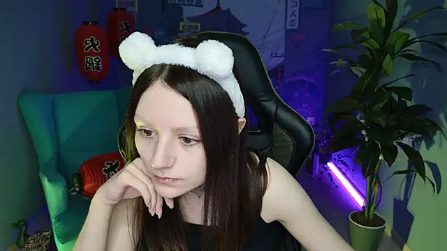 Snapshot of VeliraBraitberg chatting on December 2024 05:10:02 AM VeliraBraitberg online show from December 2024 05:10:02 AM