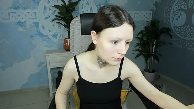 Snapshot of VeliraBraitberg chatting on December 2024 05:04:02 AM VeliraBraitberg online show from December 2024 05:04:02 AM