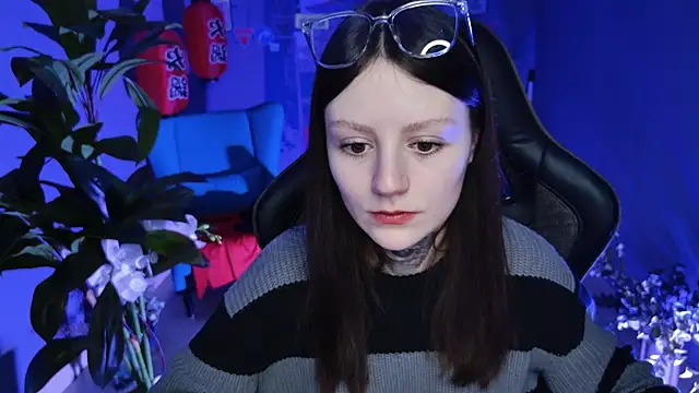 Snapshot of VeliraBraitberg chatting on February 2025 08:06:01 AM VeliraBraitberg online show from February 2025 08:06:01 AM