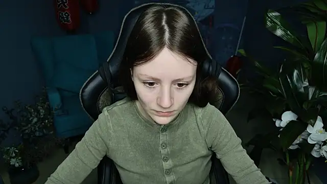 Snapshot of VeliraBraitberg chatting on March 2025 05:07:02 AM VeliraBraitberg online show from March 2025 05:07:02 AM