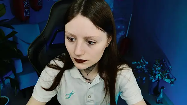 Snapshot of VeliraBraitberg chatting on March 2025 11:18:02 AM VeliraBraitberg online show from March 2025 11:18:02 AM