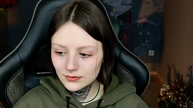 Snapshot of VeliraBraitberg chatting on March 2025 08:15:01 AM VeliraBraitberg online show from March 2025 08:15:01 AM