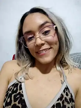 TaraaHot online show from March 2025 01:43:02 AM